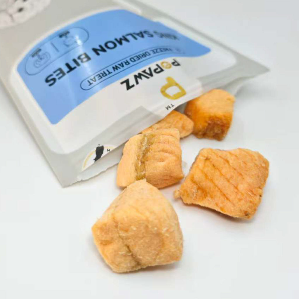 FREEZE DRIED KING SALMON BITES